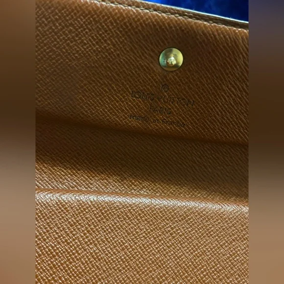 Louis Vuitton Porte-Trésor Monogram Wallet - Picture 4 of 16